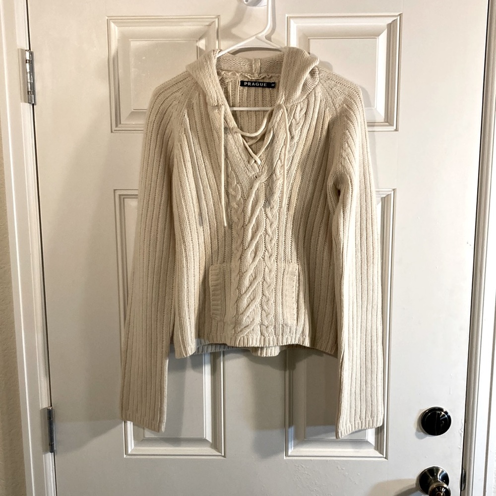 NWOT Prague cable knit wool sweater with hood.
